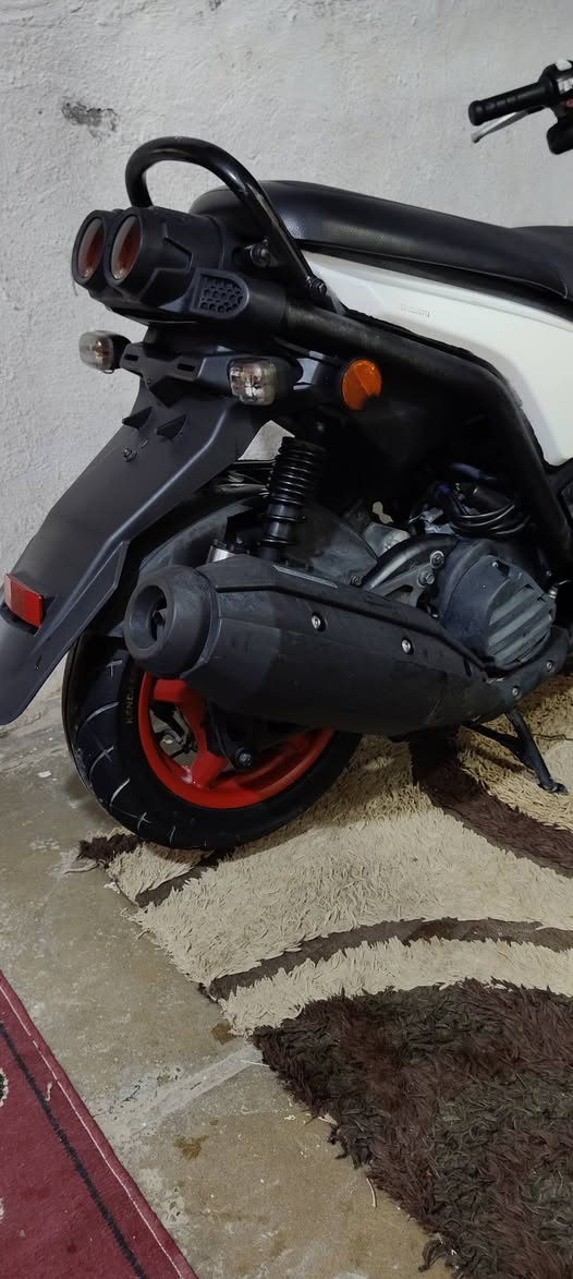 سلام عليكم شباب سكنس جبلي رمبه رمبه الدرجه نازله قبل 6 ايام من شارع الضلال
الدرجه كامله مكمله اي نقص مابيه لدرجه ختم واحد وناشفه ناشفه بشكل 
بيها كلجات WF
شلعه ومعدل طيران 
ناعمه ودهن موتل ا
الدرجه حتاجيت واريد ابيعه الله شاهد 
مكان الدرجه الدولعي شارع لحسابات 
***********
