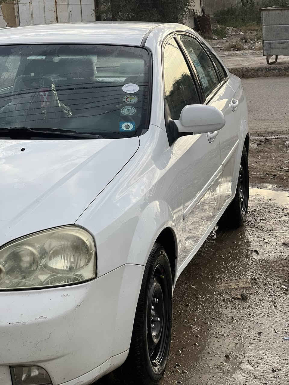 سياره جديده موديل 12ماشسه 98سعرها 90 وبيها مجال  بغداد وبسمي  وهذا رقم التلفون ***********
