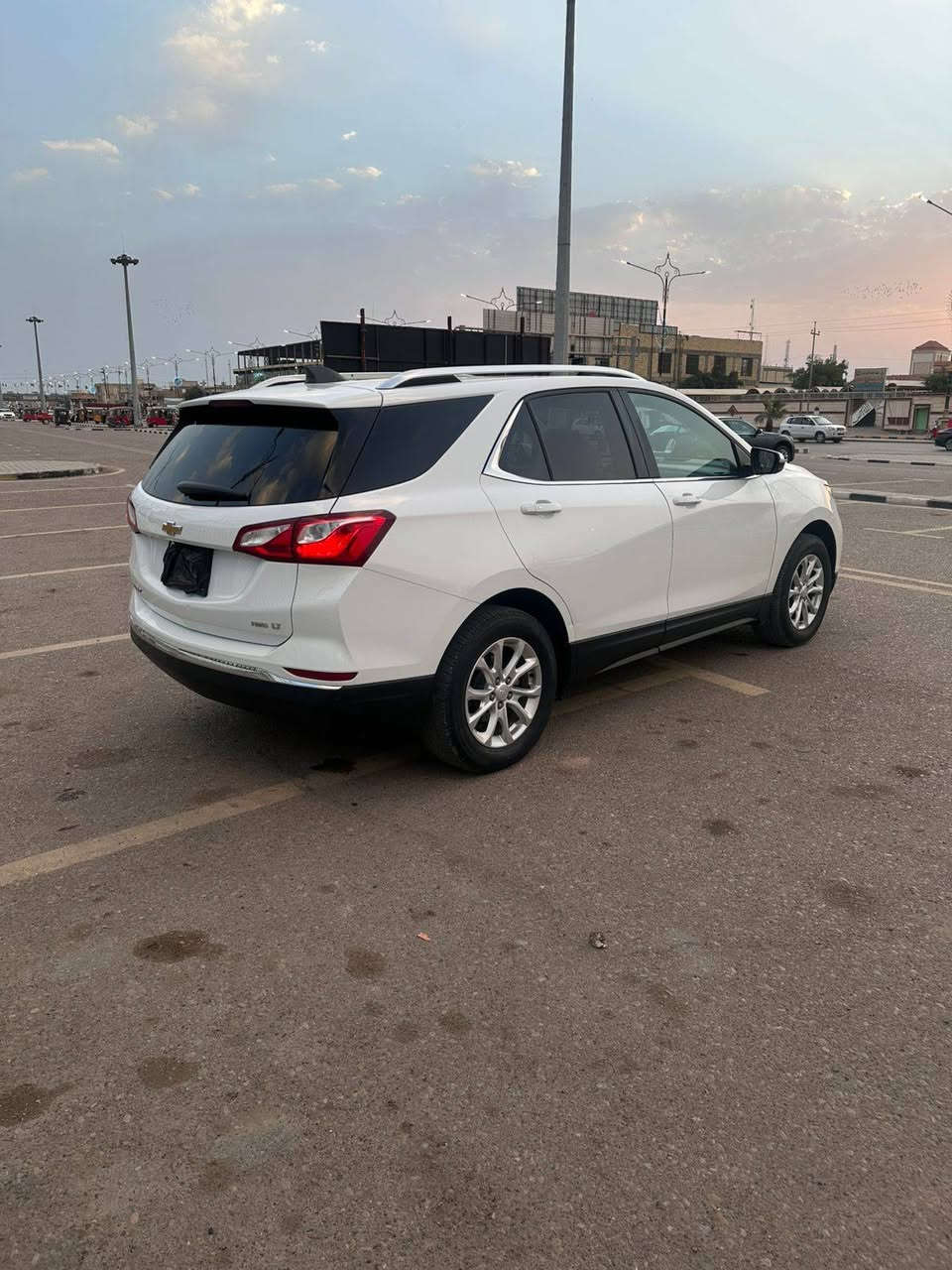 كوينكس موديل 2018 اصل ادوات ادوات دخول جديد كصه بجم فقط سياره فول مواصفات بصمه بنيرامه فتحتين سياره على واضع الشركه جديده معنه الكلمه متوم أرقام وسنويه ولوحات طبق الاصل كير مكينه كفاله حداديه طخم تاير جديد تبريد ثلج برغي ما بيه نقص سعر 78 وبيه مجال هاتف *********** مكان العماره
