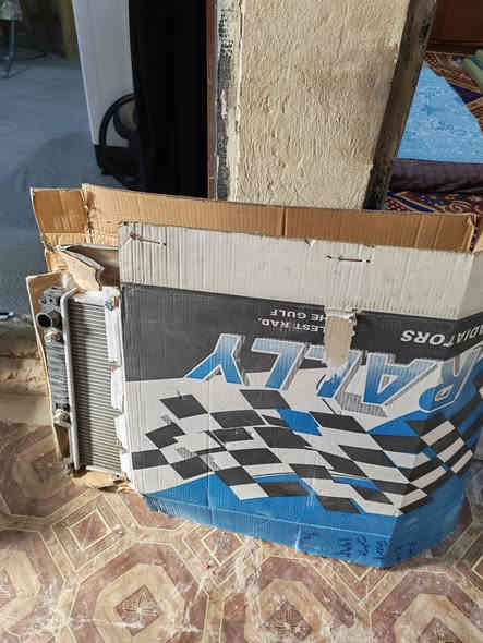 غراض  BMW جدد ما بل كارتون ما مستعمل   رقمي / ***********
