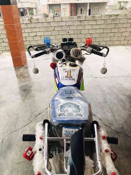 سلام عليكم وين جنايه تايكر لبيع فول جنبزه تايكر موديل 2020 محرك ما مفتوح الموطور كلشي شغال الكيج مال اسرعه شغال كهربائيات شغاله كلهن اسعر 575 وبيها مجال قفلو قفلو 550 الموطور مال جناي مكاني جنوب الموصل كياره قاطع السبعاويين هاذا رقم تلفوني ***********
