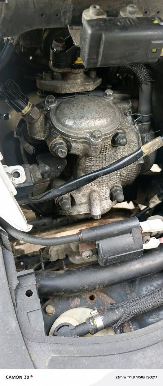 سكنز نوزل   جاهزه بس الكفرات بيه نقوصات  شغاله نكره سلف ما مفتوحه للبيع ٤٥٠ كله شغاله بيه هندر هم   ***********
