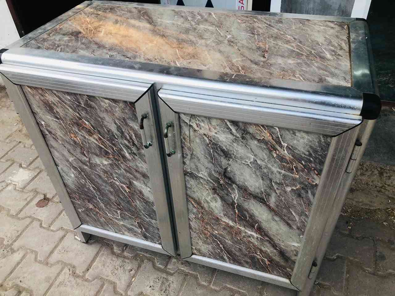 مزادانور الجبوري 
لبيع وشراء جميع انواع الكاونترات 
عنوان جلولاء /شارع العام مقابل صيدلية الدكتور ستار الحربي 🌹🌹
ملاحظة/التوصيل مع الشد مجاني
استفسار /خاص
واتساب /***********
