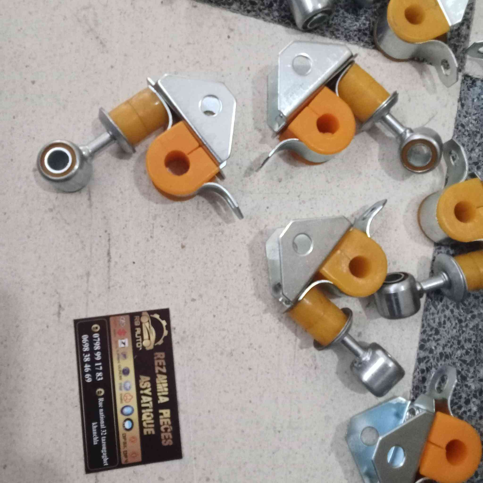 Biell suspontion ar lifan 320
Livration disponible 
Tazougaghet Khanchla 
0798991783


**إذا كنت صاحب هذا الإعلان وتريد حذفه لأي سبب، رجاءا أرسل رسالة إلى الدعم الفني**