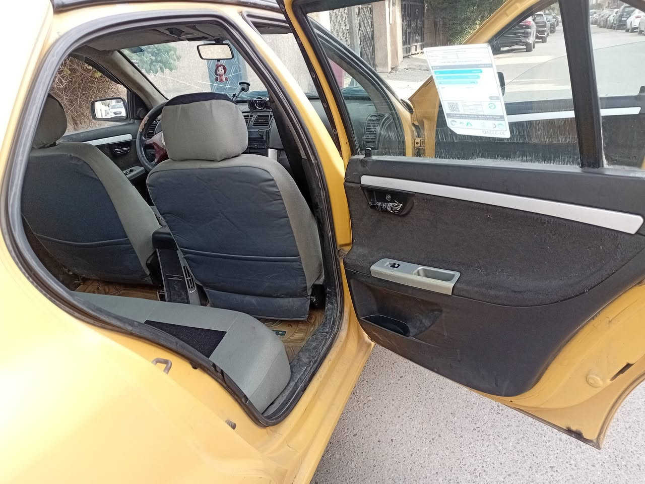 السلام عليكم سمند 2017 كير مكينه مكفولات كهربائيات تمام صدر تمام السعر 50$وبيهة مجال الاتصال على الرقم *********** ودللو
