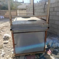 عربانة للبيع مع الغراض هدية وياهة جدر و طباخات عدد اثنين 07772367792