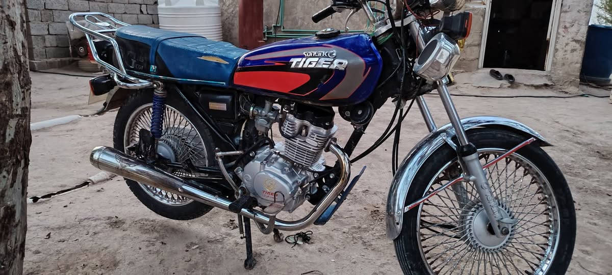 سلام عليكم دراجه ايراني تايكر 2021 سگنر السعر خاص وبيك خير وتدلل


**إذا كنت صاحب هذا الإعلان وتريد حذفه لأي سبب، رجاءا أرسل رسالة إلى الدعم الفني**