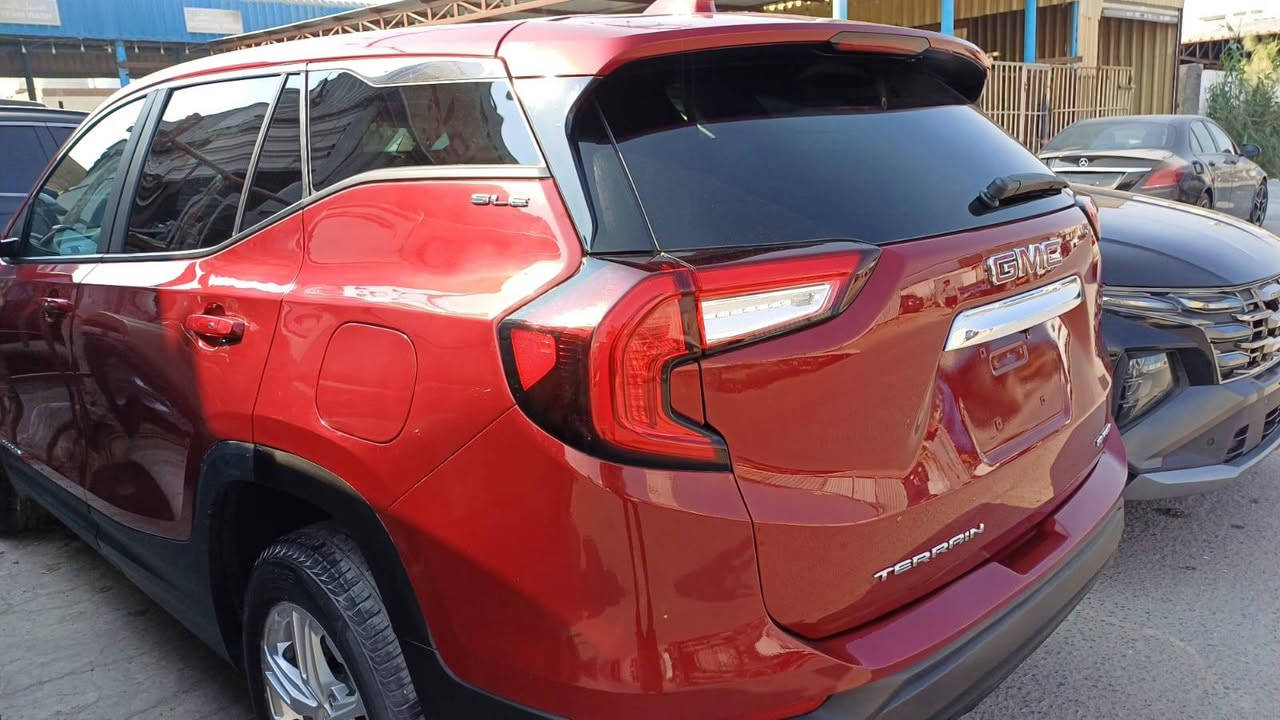 نوع السياره_ GMC تيران
الموديل__  2024
الضرر _   تبديل قبق صندوق فقط  وصبغ بالباب والجاملخ الخلفي،،بدون أيرباك
صور الضرر_  بالمنشور 👇-
تفاصيل السياره _  مرقم ميسان  شهداء وكاله بسم المشتري،،،
السعر  185 ورقه ..
موصفات السياره _
رادار 
تحكم فول
غرفه وكشنات جلد 
اشاره مرئي
شاشه كامره.
تحكم فول  
حجم المحرك ١٥٠٠ تيربو 
ويل كب
كامره دواره
لايت زنون 
كشافات !!! 
السياره جديده جدآ !!!
وموصفات اخره فيها ..
__________________________^^
لاستفسار الاتصال 
*********** 
***********
وليد البهادلي،!!!!!
______________________
او زياره شركتنا الكائن في ميسان شارع  صلاة الجمعه "
                                     "《《《 الفرع الرئيسي》》》
                         ((((معرض ومزادات وليد للوارد الأمريكي))))
