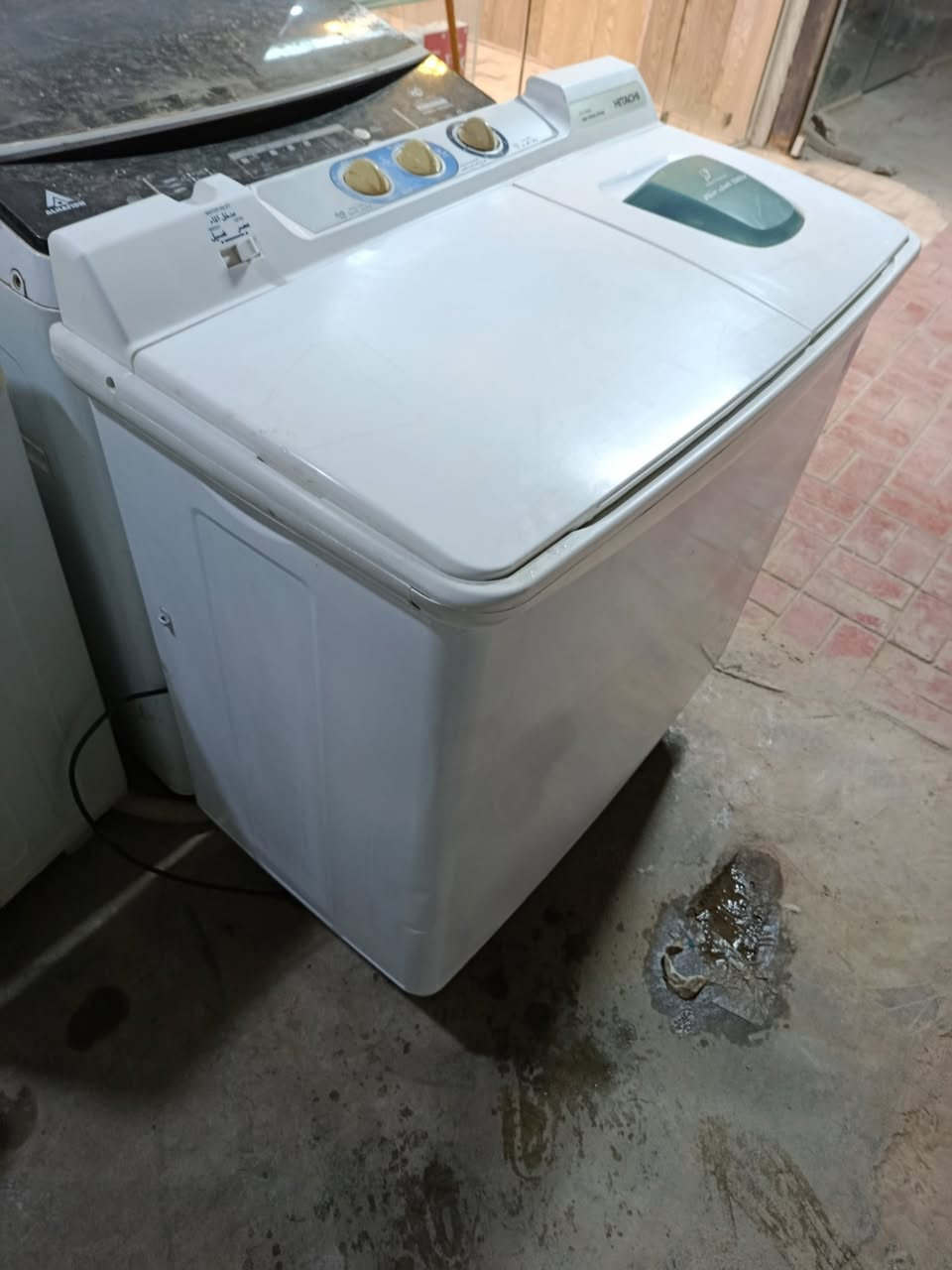 غسالة عادية حوضين للبيع 
غسالة عادية حوضين نوع هيتاشي يابانية الاصلية للبيع حجم ١١ كيلو 
حقيقي ماطورات بلادية و ضمان 
ب ٨٥ 
توصيل مجانا داخل بغداد 
***********
بغداد دورة المهدية الاولى عبدالعزيز للغسالات 
🌹🌹🌹🌹🌹🌹🌹🌹🌹
