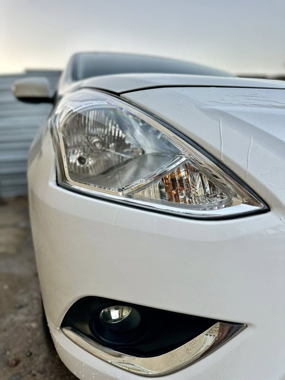 نيسان سني مصري 2025 
كفالة عامة ماعده جزء بلمدكر الخلفي مصبوغ 
السيارة جديدة بحالة الوكالة 
شاشة لكزز وكامرة خلفية دوارة 
اشاير بلمري وتحكم ستيرن
تبريد خلفي وأمامي 
رقم أربيل بسم شركة تريد تحويل او كالة
البصرة ابو الخصيب
السعر 115 وبيها مجال 
***********
