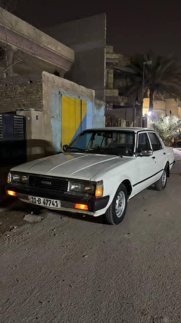 سلام عليكم كرونا 1981
السيارة جديدة و كير مكينة  بلادي  تبريد ثلاجة 
 ناقصها بس تعمير من الداخل      
السعر (42) ورقة 
*********** مكانها بشارع فلسطين
