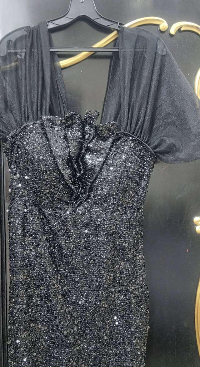 فساتين للبيع بيهن جديد وبيهن مستخدم مره وحده


**إذا كنت صاحب هذا الإعلان وتريد حذفه لأي سبب، رجاءا أرسل رسالة إلى الدعم الفني**