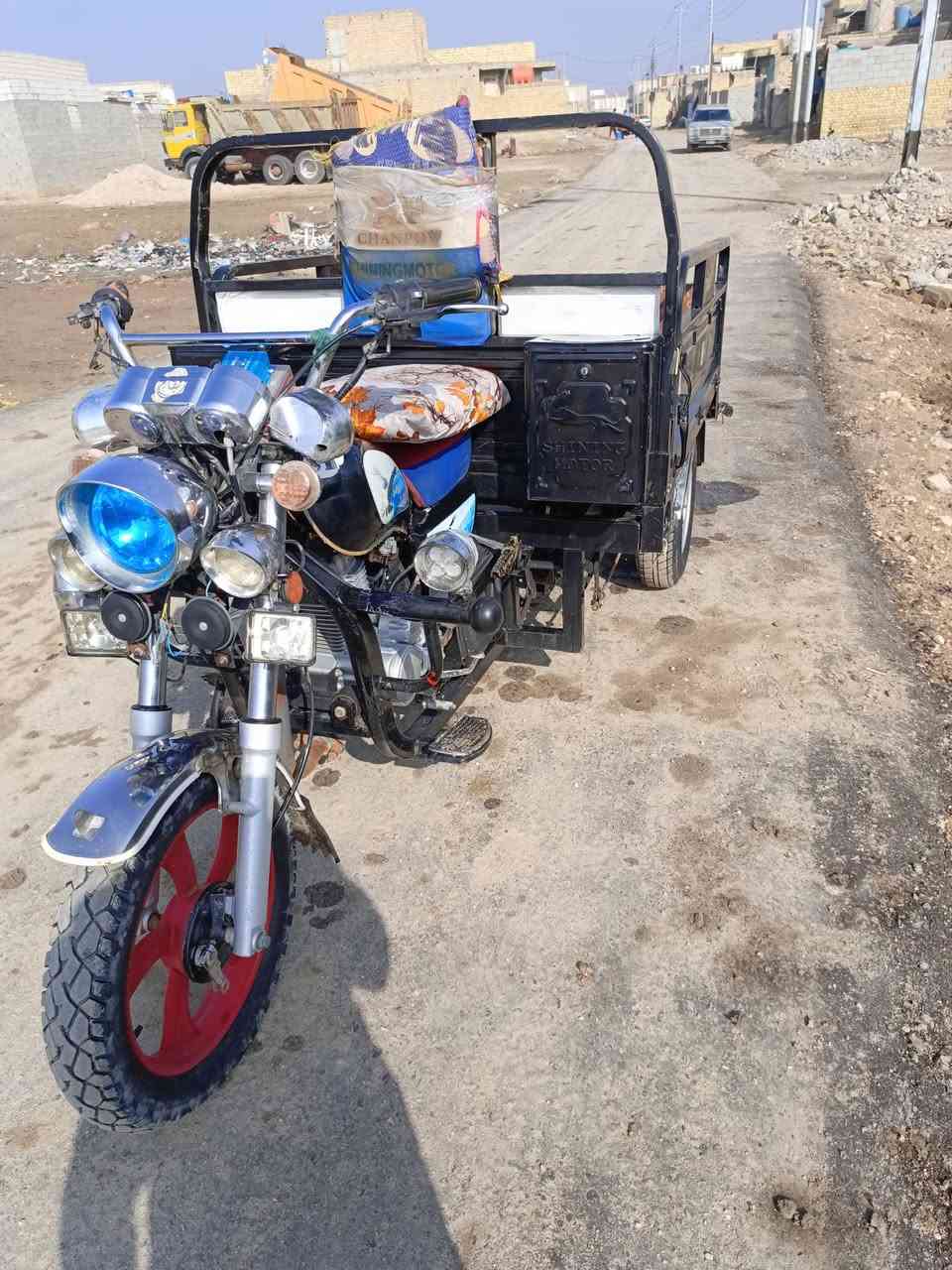 السلام عليكم ستوته للبيع أوراق اصوليه موديل 2023  سعر مليونين وبيه مجال العنوان سوك الشيوخ  رقم الاستفسار ***********
