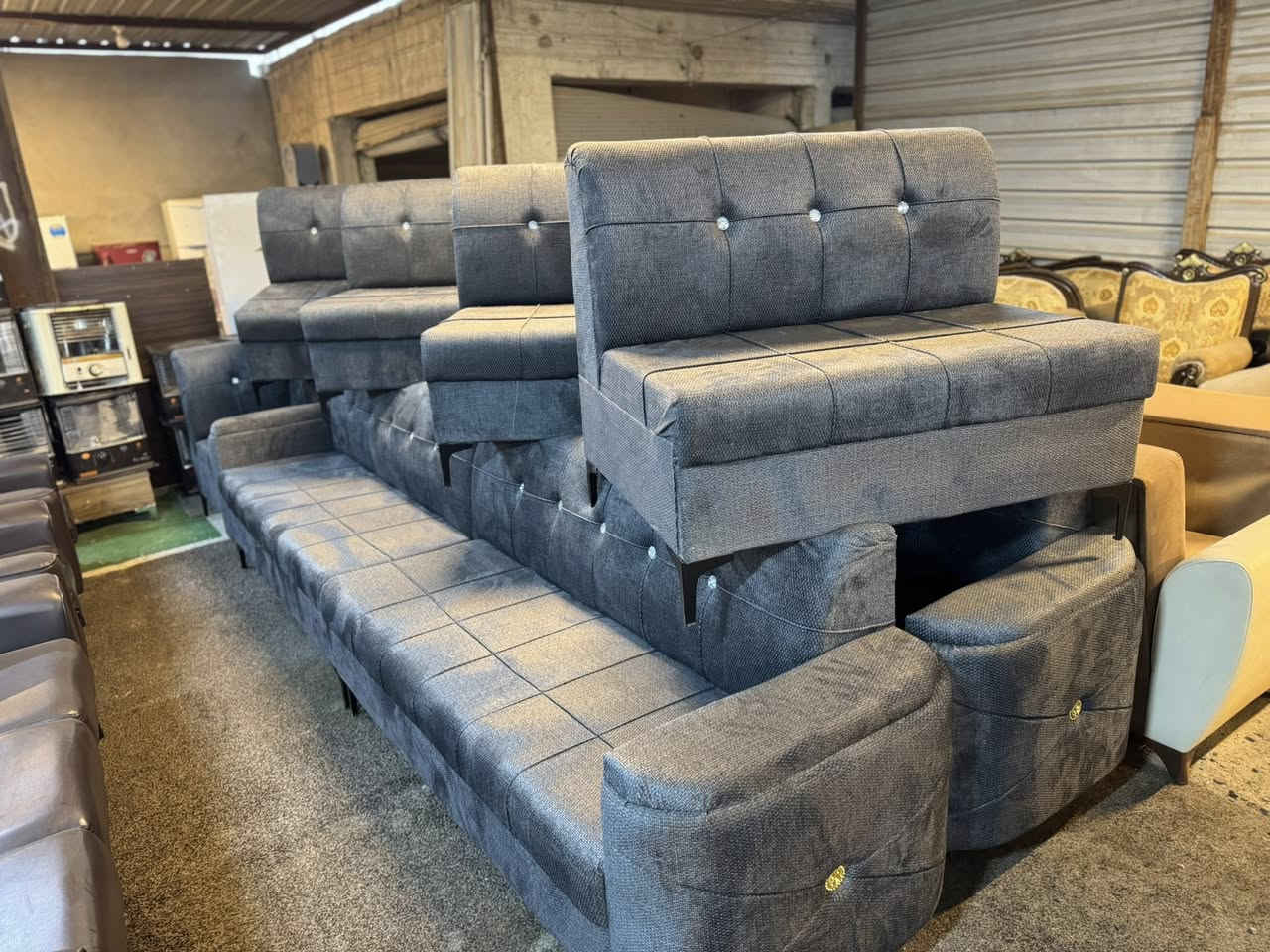 اثاث تركي باله كلشي متوفر العنوان  بغداد المدائن 
تخم تركي ديوان طباخ ثلاجه كاونترات كلشي متوفر 
للاستفسار ***********
