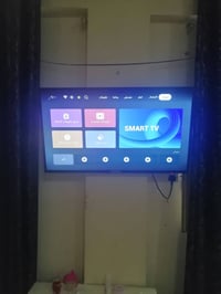 شاشة مستعملة للبيع ماركة LG FHD شاشة Smart  اندرويد اصدار 14  يوتيوب و...