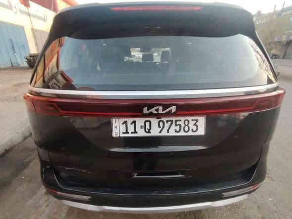 السلام عليكم
كيا كرنفال 2023 LX وارد امريكي صور الحادث مرفقة
بل منشور السيارة ترقيم جديد بغداد بأسمي تحويل مباشر
المواصفات: بصمة / بصمة ابواب / تشغيل عن بعد
رادار امامي / رادار جانبي / كشنات جلد / كشن كهرباء
تدفئة كشنات / 8 راكب / 6 سلندر 3500 / هندبريك بصمة / اوتو هولد 
مود درايف / بيبان كهرباء / تحديد مسار / قيادة الية
حساس خلفي / ويل كب / اشاير بل مري 
امامي LED / لايت زنون / شاشة كبيرة / كامرة دوارة
فول تحكم ستيرن / 3 قطع تبريد مركزي / كشنات قلابة
بلوتوث / AUX / ABS / USB
يحتوي على بصمتين 
المكان بغداد رقم الهاتف ***********
***********
