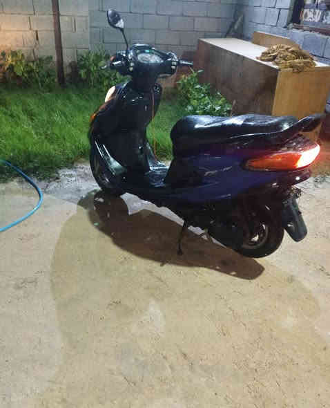 سلام عليكم دراجه دؤلفين كهربائي كلها شغاله تؤاير جدد نقصها بس تجفيت المكان بصره زبير سعر 500
*********** ابو زينب
