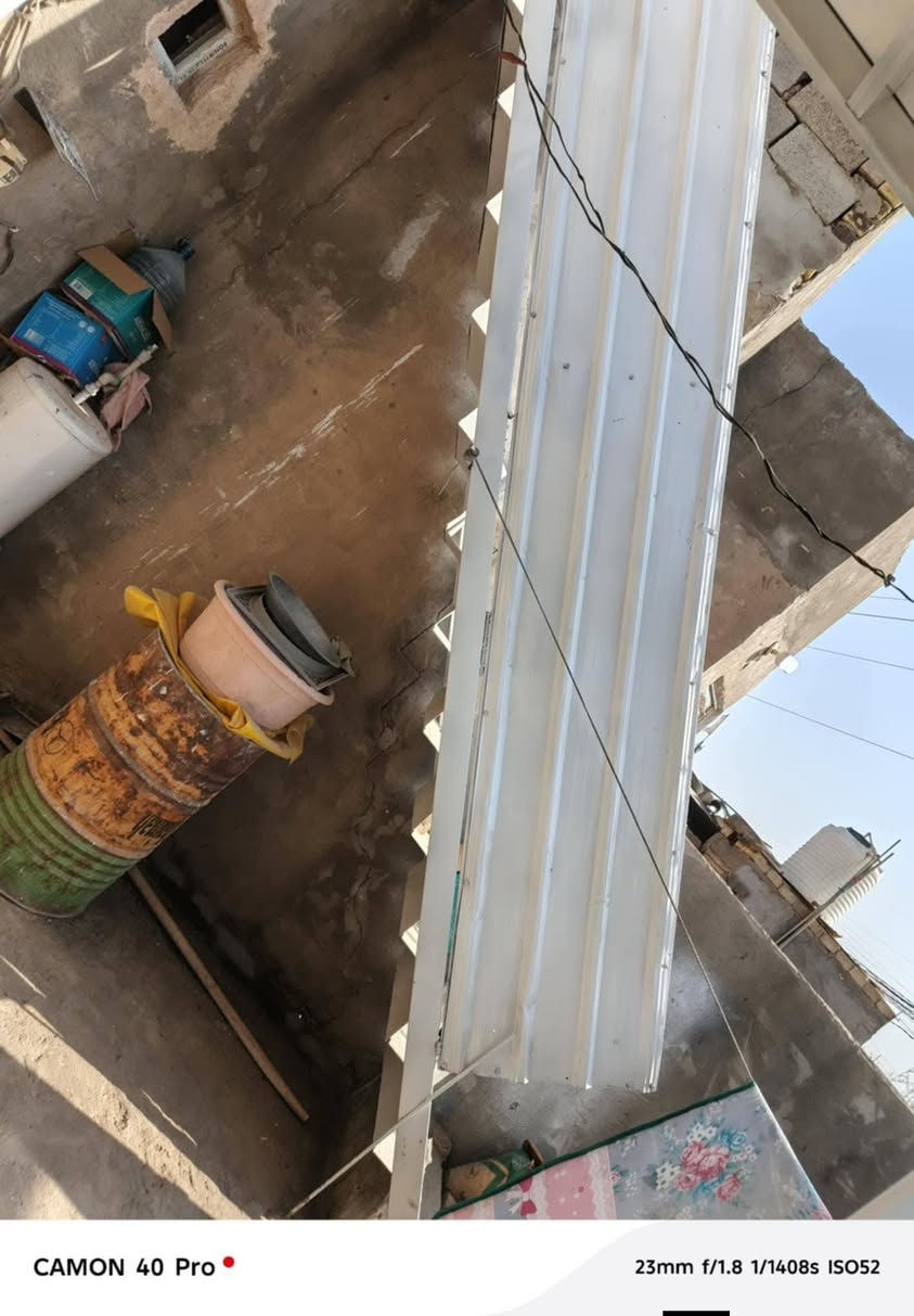 درج تزكام للبيع 5مترات للبيع نضيف كلش وقطرة زنجاج مابي 
مكاني مسيان حي شرطه ***********
