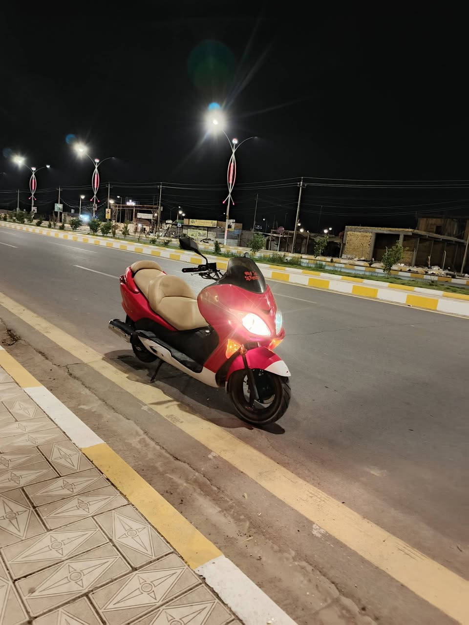 دراجه فورزا 08
دراجه نضيفه جدا وكلشي مابيها
دراجه تاخذك وين ماتريد 
دراجه مفتوحه مبدل بس رايمر تقويه للمحرك 
والباقي كله بلاد 
السعر خاص 
المكان ناصريه مركز 
الرقم ***********
