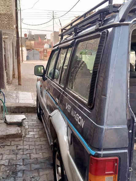 سلام عليكم كالوبر 97سيارة مكينه ونجي سته 
بيعه خيط تبخير العنوان مدينة الصدر 
السعر53بيهه مجال الارقم***********
