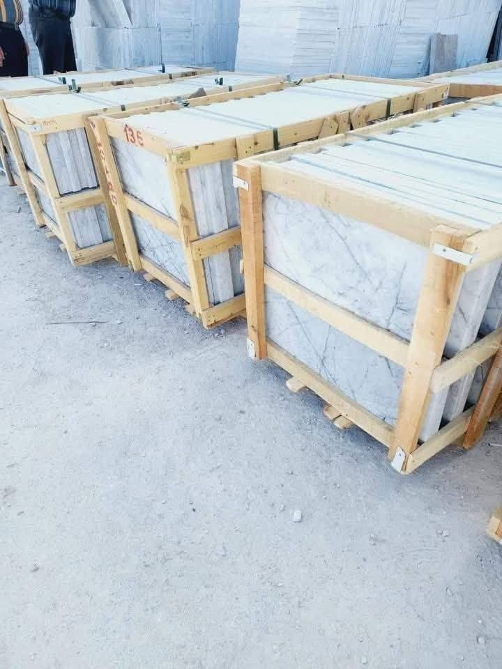 تحية ✋ طيبه زبائننا الكرام 
نعلن عن وصول بضاعه جديده ❤الحجر  نيريز 
النوع ايراني ❤ بضاعه فد شي راقي جدا

ذو موصفات عاليه 💯 
القياس  30في 60 سمك 18ملم 
ملاحظه يوجد بايات نيريز و هرسين ومنياتور وسبايدر الاسود وافيون رصاصي ونجف اباده وصلصالي  مخازن او شركات كميات اسعار خصم جدا حلو 
ملاحظه يوجد توصيل الى جميع محافظات العراق 
🖤  سارعو بالحجز قبل نفاذ الكمية
🖤  مستعدون لتجهيز المشاريع الحكومية والاهلية والمكاتب  والاسعار مناسبه جدا جدا 
زورونا في معرض ومخزن علي فرج ❤️
العنوان كربلاء المقدسة  سريع الحر  مقابل اعداديه الصناعه  ..  مجاور نجاره الموسوي
***********/ واتساب/ محمود فرج 
***********/واتساب/  محمود فرج

