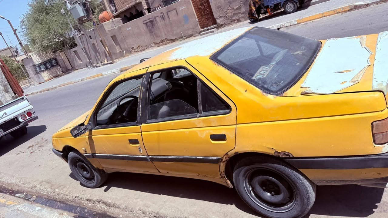 بيجو ٤٠٥ لبيع ب١٠ وبيه مجال ابيع كوم حديد ***********

