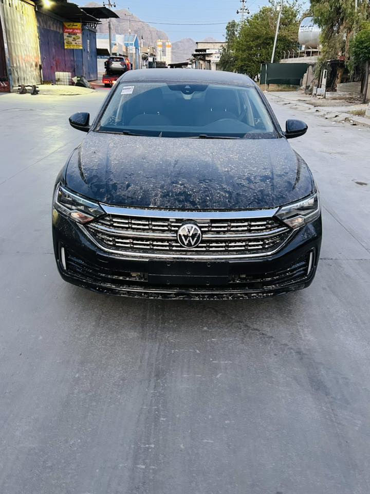 Jetta 2024 s
دوو پارجەی بۆیاخە بی ناوگرتن جەمەلاخ و بۆنیت رادار و دیاری کردنی خێرای و خەتی جادەو بێ مەسرەف ژمارکاتی ٣ مانگی لەگەڵە
نرخی ١٣٠
رەقەم شانسی 3VW5M7BU4RM103142
رەقەم تەلەفۆن ***********
