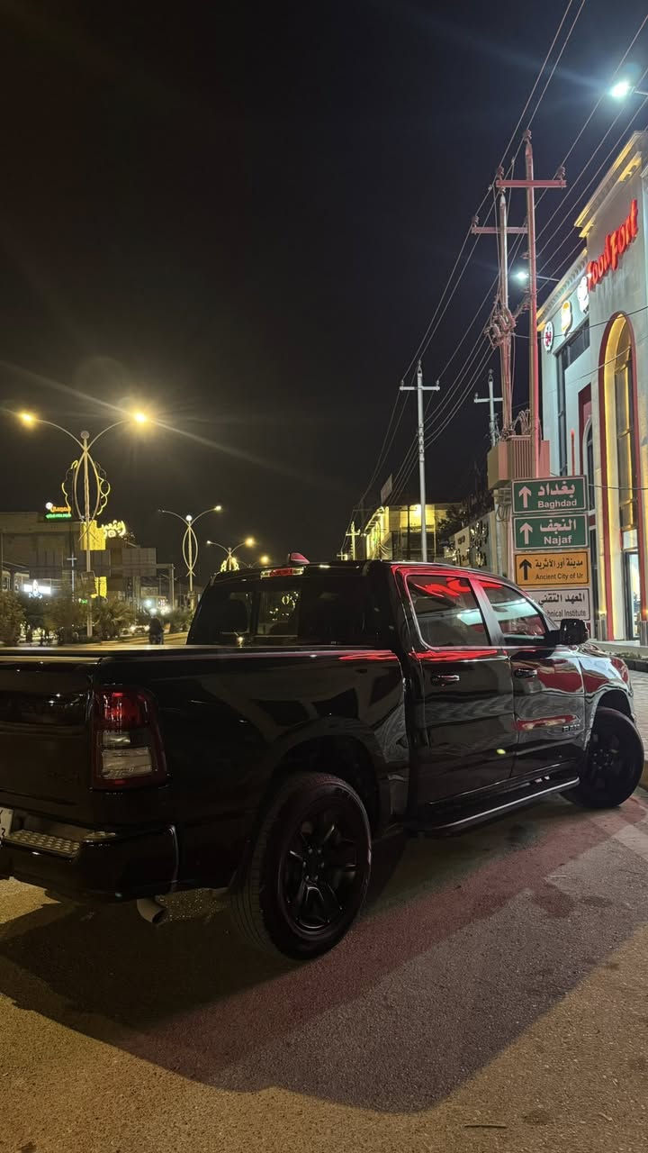 دوج رام بك هورن
موديل 2023
6 سلندر 3600 ايتورك
فور ويل 
شاشة كبيرة 
حساسات من كل الاتجاهات 
باب طويل 
بدي قصير 
ماشية 41 الف كيلومتر 
حادثها باب العبري الايرباك سليم 
السعر 290$
مكاني الناصرية 
للاستفسار ***********
