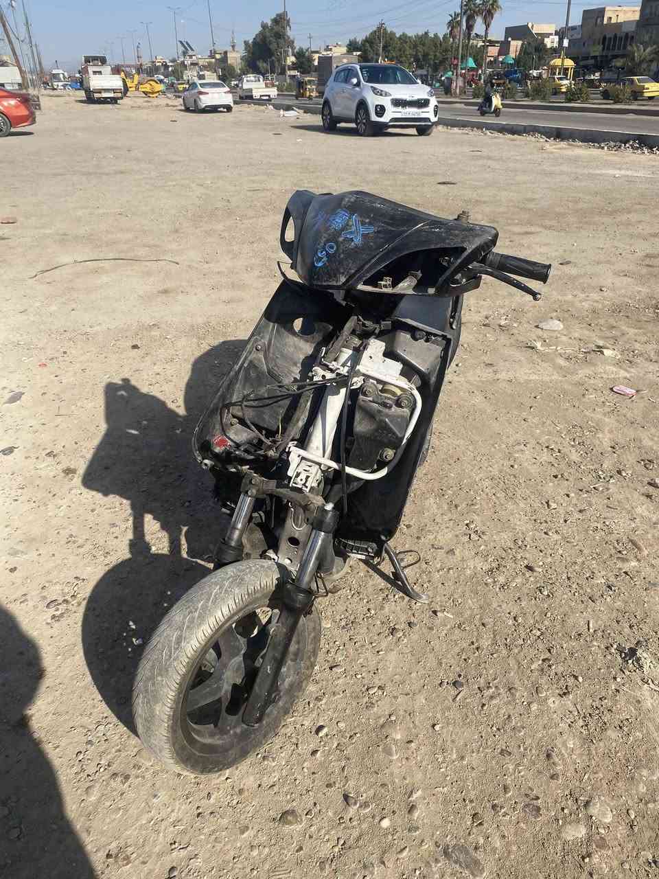 سلام عليكم سكنس فحل مال لعب مكينه58ونص دراجه تاكل لكاع جانت هسه تدير وما تشتغل على حطتها ابيعه كوم حديد تجي تحمل وتروح السعر200وبيها مجال العنوان بغداد ام الكبر ولغزلان ***********رقمي
