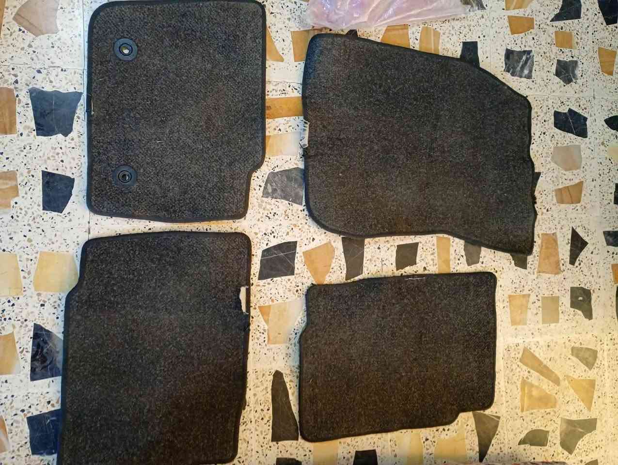 للبيع فرشة سيارة نظيفة بسعر ١٥  الف


**إذا كنت صاحب هذا الإعلان وتريد حذفه لأي سبب، رجاءا أرسل رسالة إلى الدعم الفني**