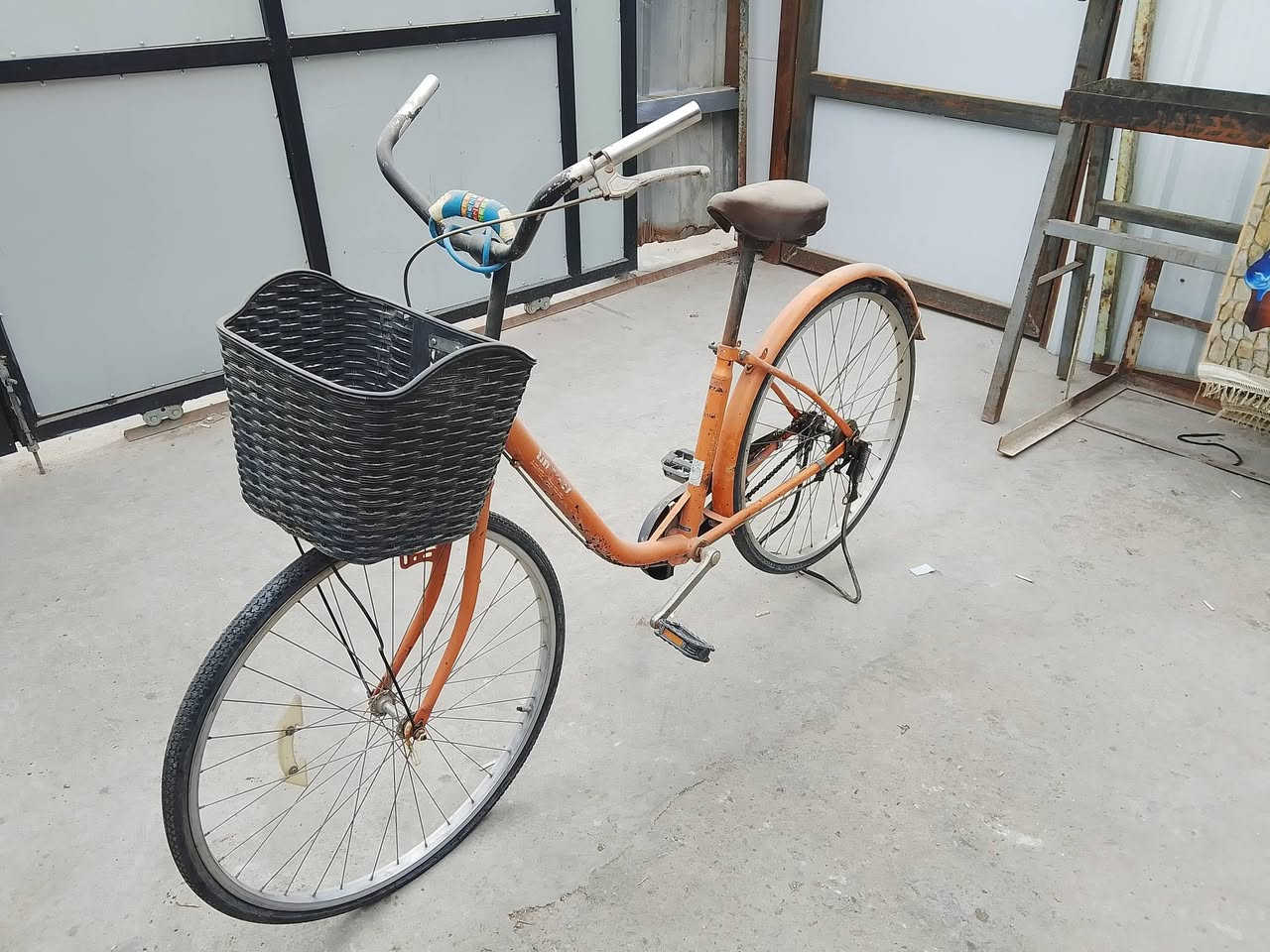 سلام عليكم
هذا بايسكل للبيع ب50 الف فقط 
بي بنجر من الامام او الي يريد يشوفة يجيني 
مكاني بغداد حي عامل او يراسلني على الخاص


**إذا كنت صاحب هذا الإعلان وتريد حذفه لأي سبب، رجاءا أرسل رسالة إلى الدعم الفني**