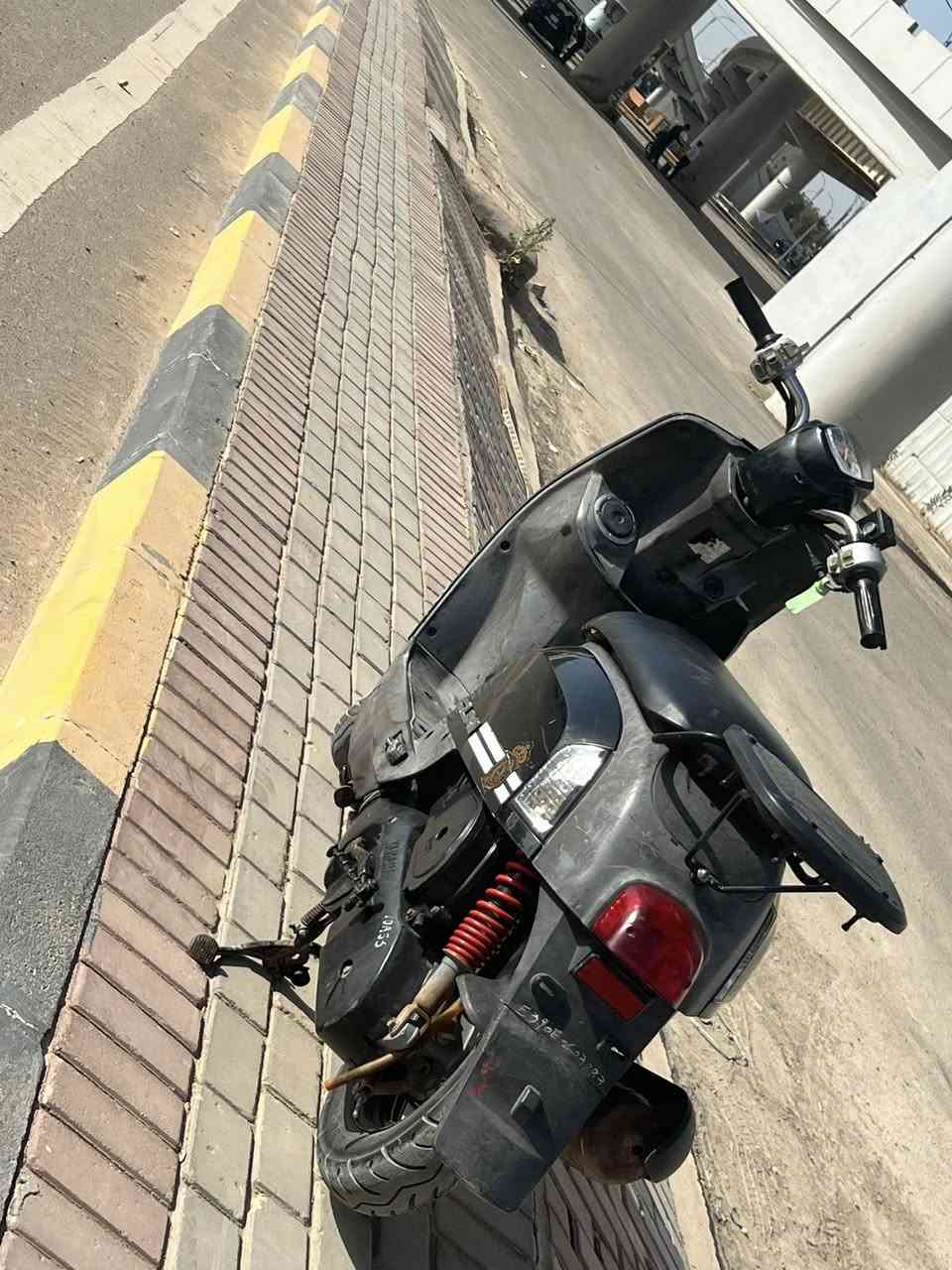 سلام عليكم 
ماكس بوليس للبيع دراجه نضيفه بمعنى لكلمه لمحرك نضيف 
مامفتوح كهربائيات شغاله لدراجه نضيفه لشراي يدلل بالسعر مكاني حله مركز المدينه *********** موجود واتساب لسعر خاص
