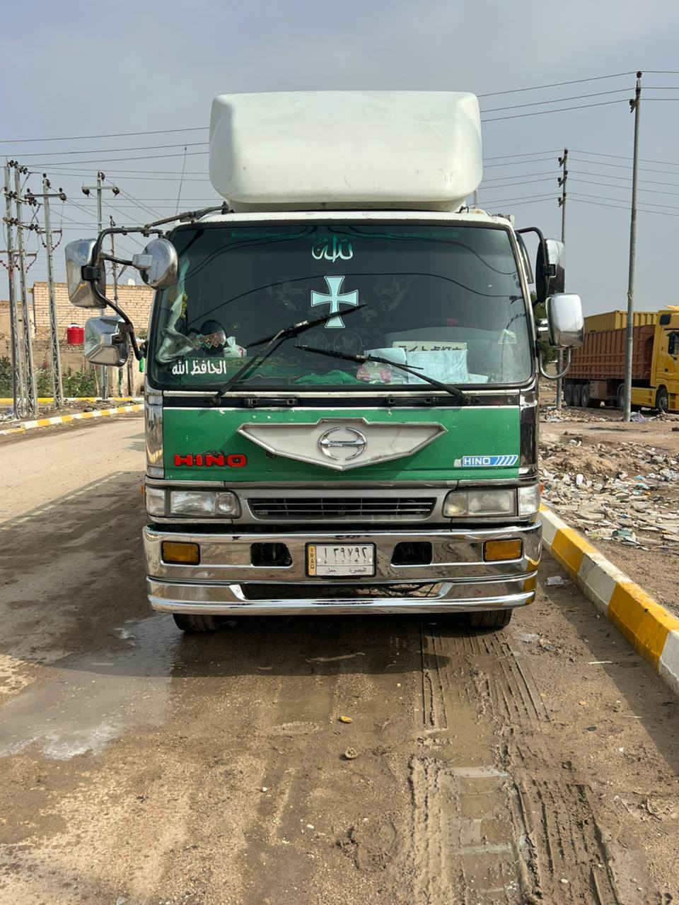 سلام عليكم ،،،هينو انكر للبيع،طخم تاير 19ونص  طخم وياله سبيرات عدد2تانكيات،كاز،عدد2 شاصي 6وربع بلاد سبرنك هواي،امامي وخلفي مكينه حاويه 80خطين لاصرف ولابخار اكسل سوبر كير سوبر،حداديه بريك اكلج كلو جديد تبريد ثلج رقم بصره مداور ثاني يوم علامه ضويه هورن براد
سعر 250وبيه مجال ،،،،***********
