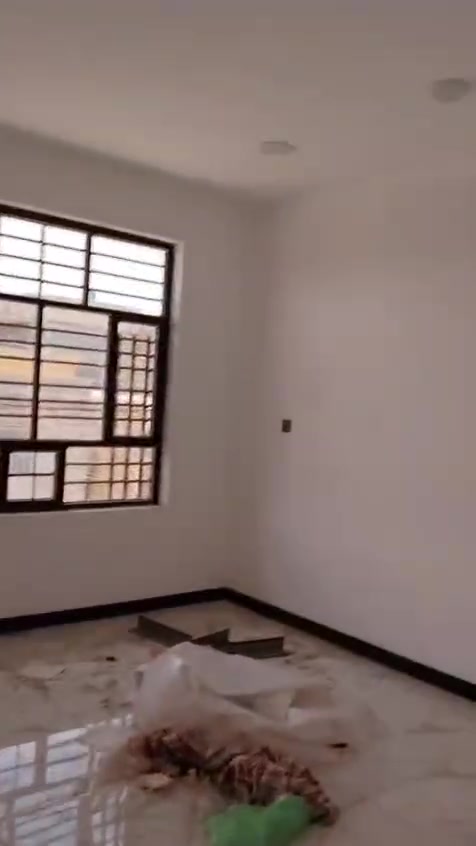 بسم لله يوجد مشتمل طابقين للبيع بناء حديث بي ٣ اغرف نوم جاهز من كلشي الموقع بل ٦٠٠٠ قرب تقاطع الي يم الكامرات الاستفسار ***********
*********** ابو مصطفى
