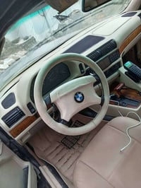 بي ام ٧٣٥ • محرك ٢٥٠٠ • رقم واسط