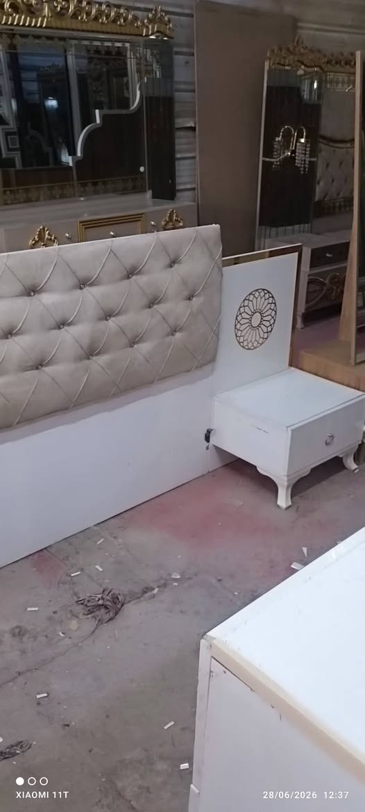 خمس قطع نظيف ***********

