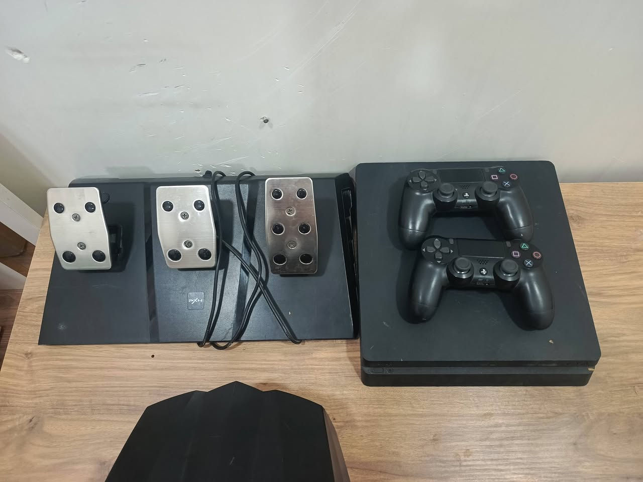 للبيع بلي 4 ذاكره 1تيره مع الدركسون كامل


**إذا كنت صاحب هذا الإعلان وتريد حذفه لأي سبب، رجاءا أرسل رسالة إلى الدعم الفني**