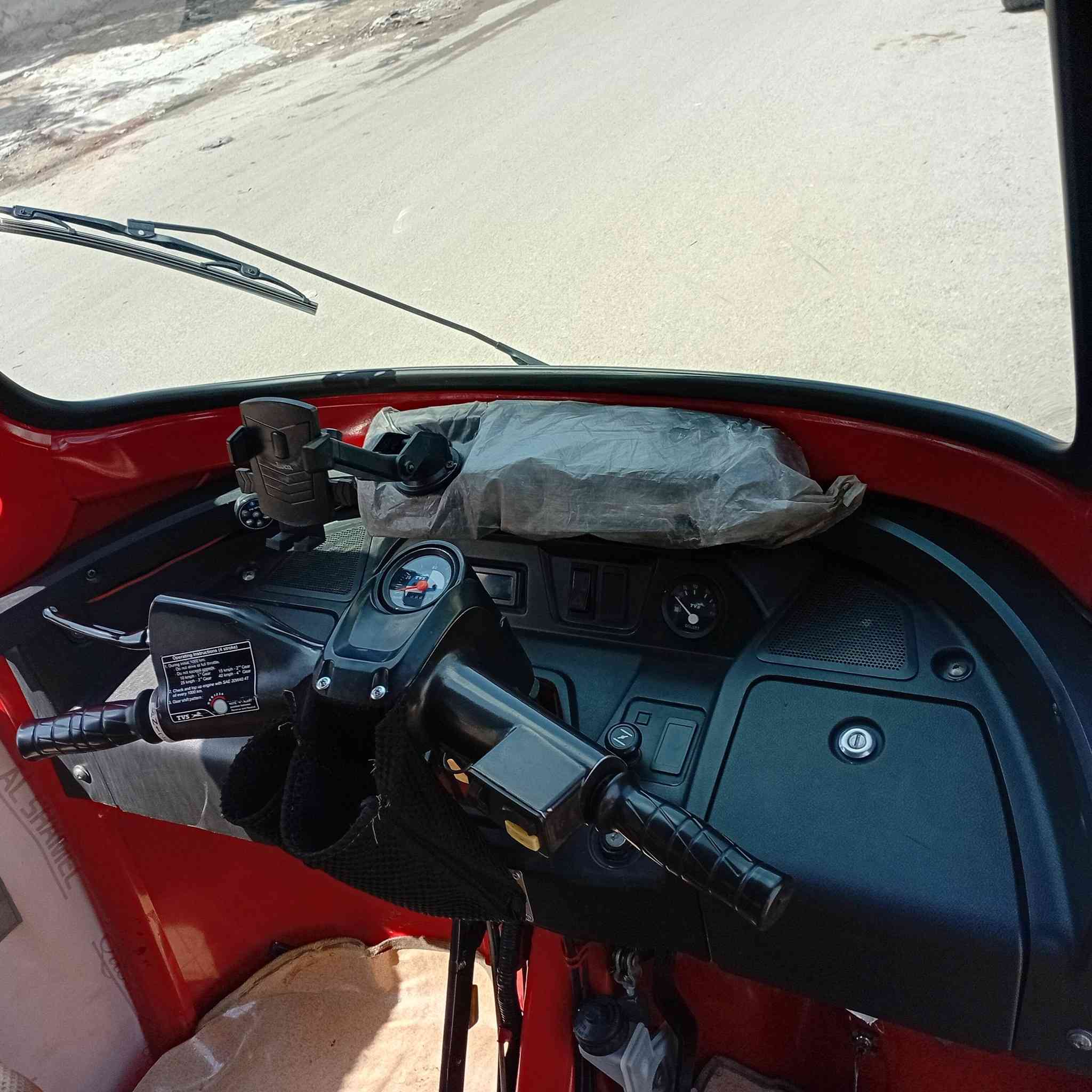 تي في أس للبيع مديل ٢٠٢٣ نازلة  ٢٠٢٥ تكتك مكفولة جديدة تخم تاير جبلي جديد تشغيل بصمة ماكنيت مو سلف مسجل بلادي شغال  رقم وسنوية ثاني يوم تتحول للأتصال ***********
