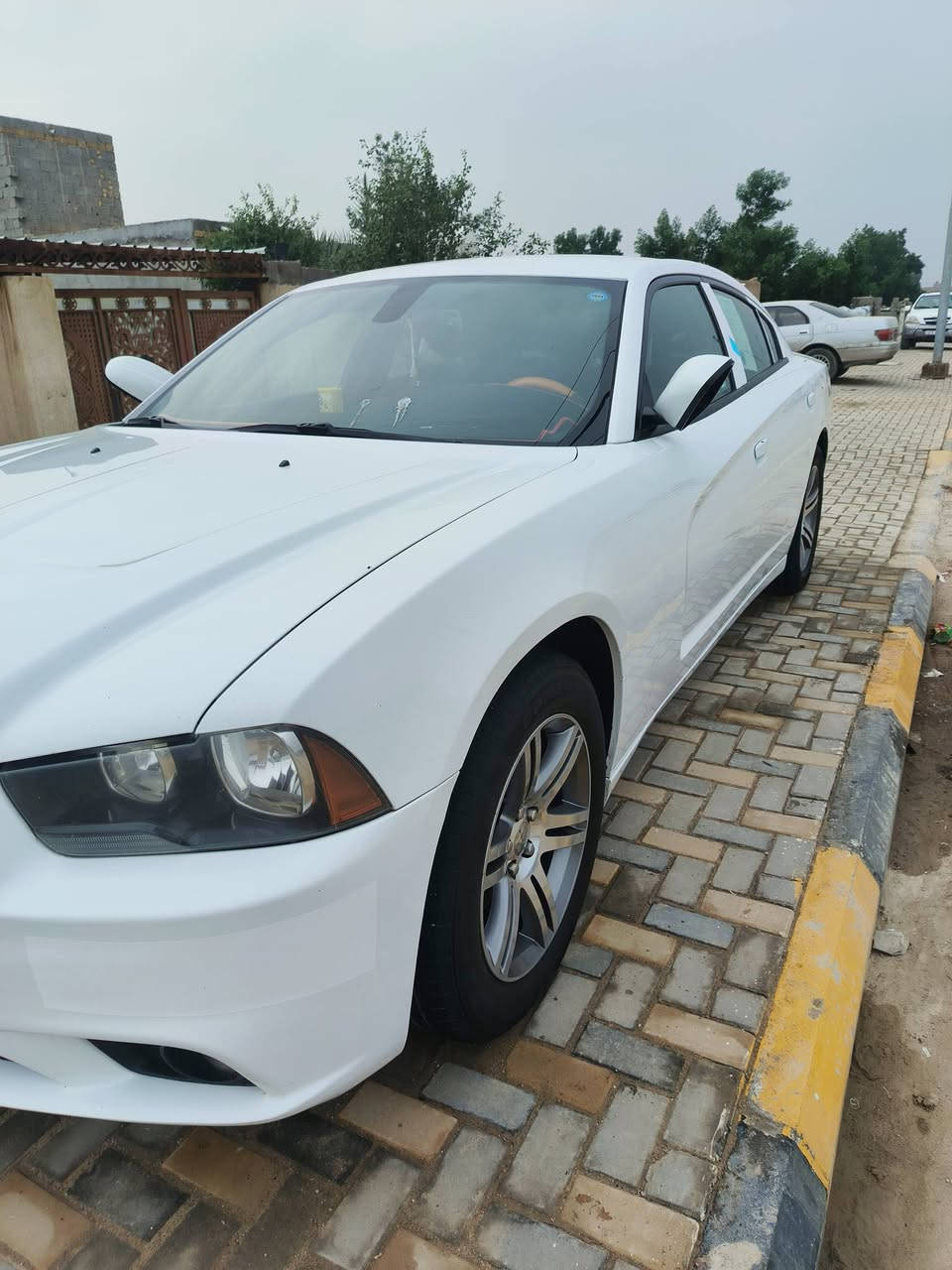 السلام عليكم للبيع جارجر موديل 13السياره ماشيه 157
مامشتغله خط..  گير مكينه 

تبريد تخم تاير سياره جديده

بيه الجاملغ الخلفي وباب العبري 

مبدل أصلي السعر 163 رقم سليمانيه دولي بأسمي لتفاصل اكثر هذا الرقم ***********عنوان واسط
