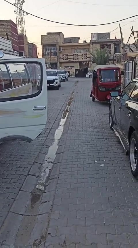 قطعه مساحه 120 متر
شارع سكله ابو موسى
السعر 40 مليون وبيها مجال 
***********
