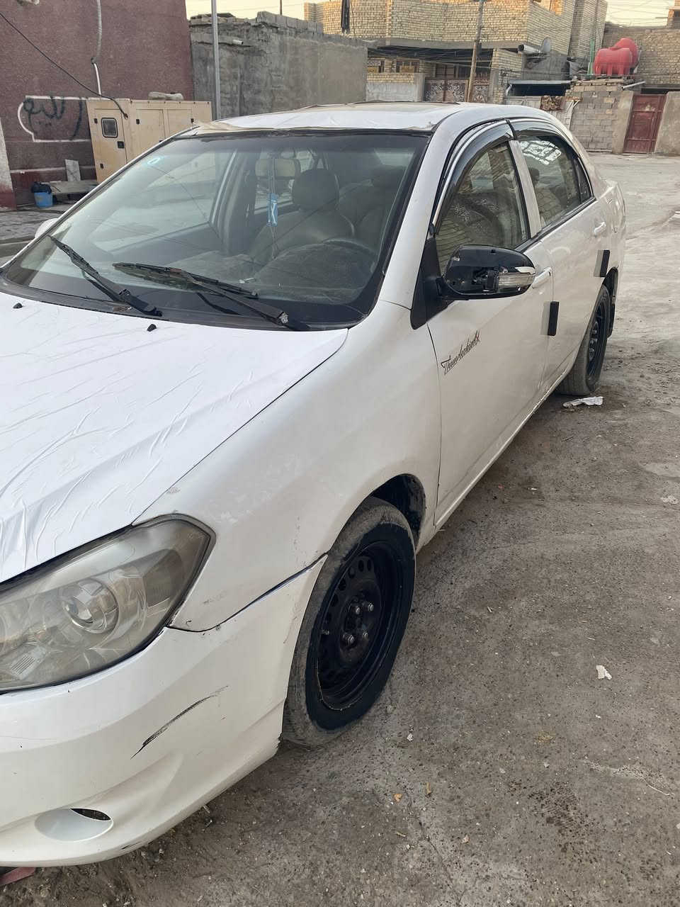 سلام عليكم بي واي دي أوتوماتيك بصمه 2012للبيع او مراوس السعر 48 رقم بابل إنكليزي تحويل ثاني يوم مكاني بغداد مدينه آلصدر رقمي *********** متواجد واتساب
