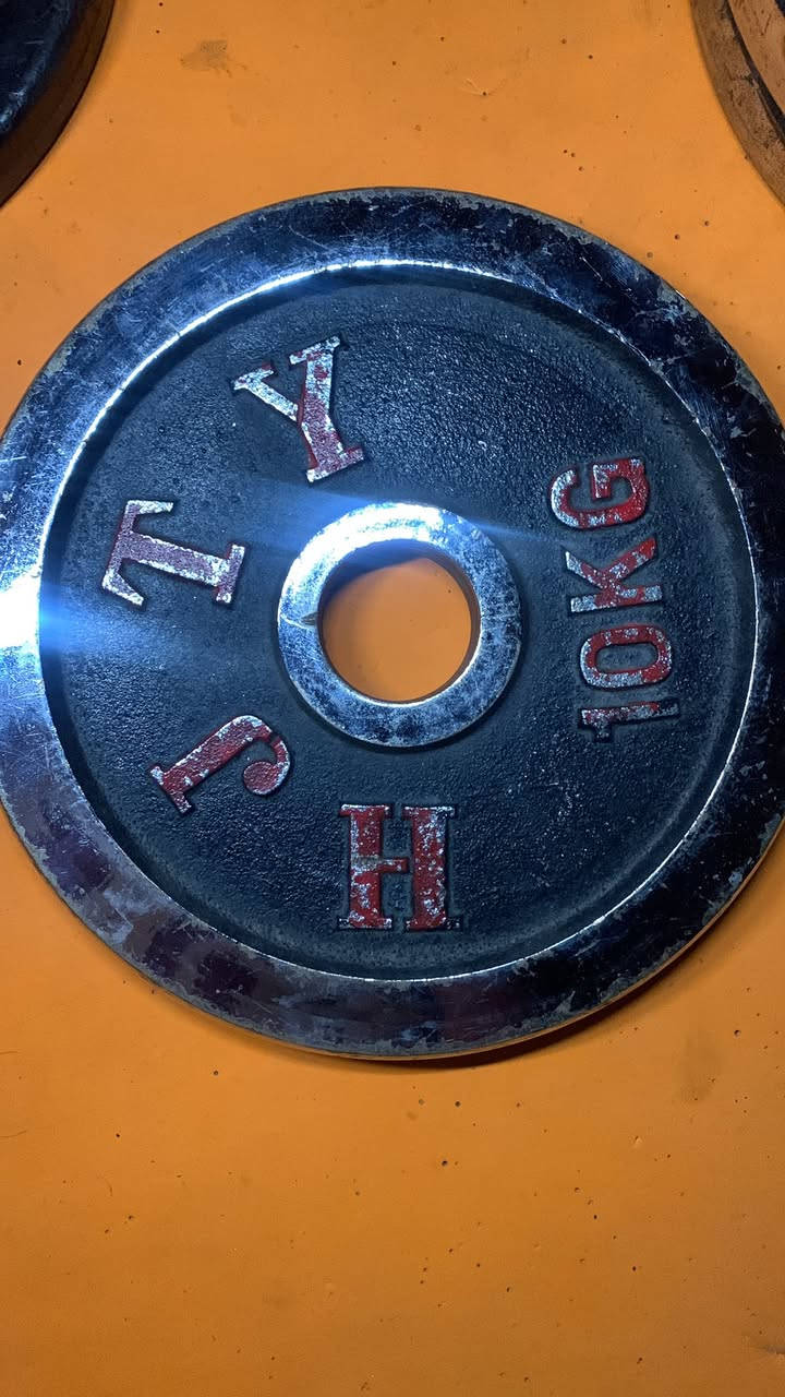 اقراص بار أولمبي الوزن الكلي 60Kg. زوج اقراص 15. زوج اقراص 10. زوج اقراص 5.    ودمبلصات زوج الوزن الكلي 27kg يعني كل دمبلص 13.5 الموقع البصره كرمه علي


**إذا كنت صاحب هذا الإعلان وتريد حذفه لأي سبب، رجاءا أرسل رسالة إلى الدعم الفني**