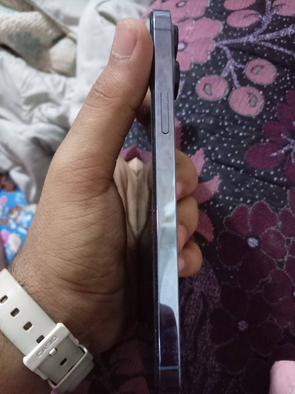 سلام عليكم ايفون 13 Pro Max لبيع
جهاز نضيف بشكل ✅

جهاز مستبدل بطاريه + شاشه 

ذاكره جهاز 256 👌🏻

شاشه 3 خيارات 

شحنه مفول ✅

جهاز كامراته حلوه ✅

جهاز شاصيه نضيف ✅

سمكرت شغال + صوته يخبل ✅

سعره 400 وبي مجال شراي 

خاص او واتساب *********** 📲

مكاني بغداد التاجي سبع البور ♻️
 

توصيل ماعندي تجي تستلمه من الباب 🔀
