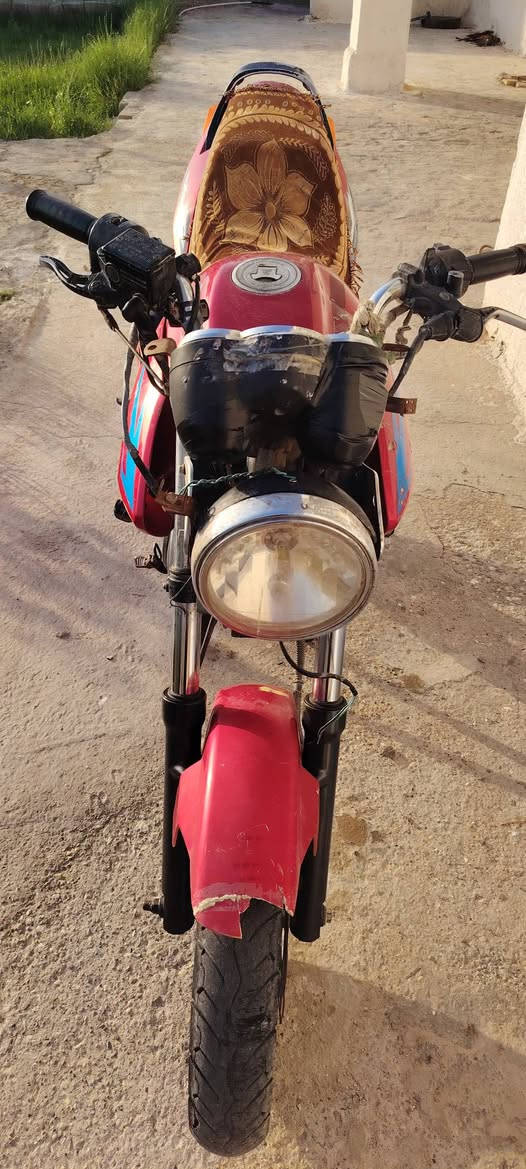 اسلام عليكم شباب دراجه للبيع دايوان بونده موديل 2016وراق صولي الستفسار ***********
