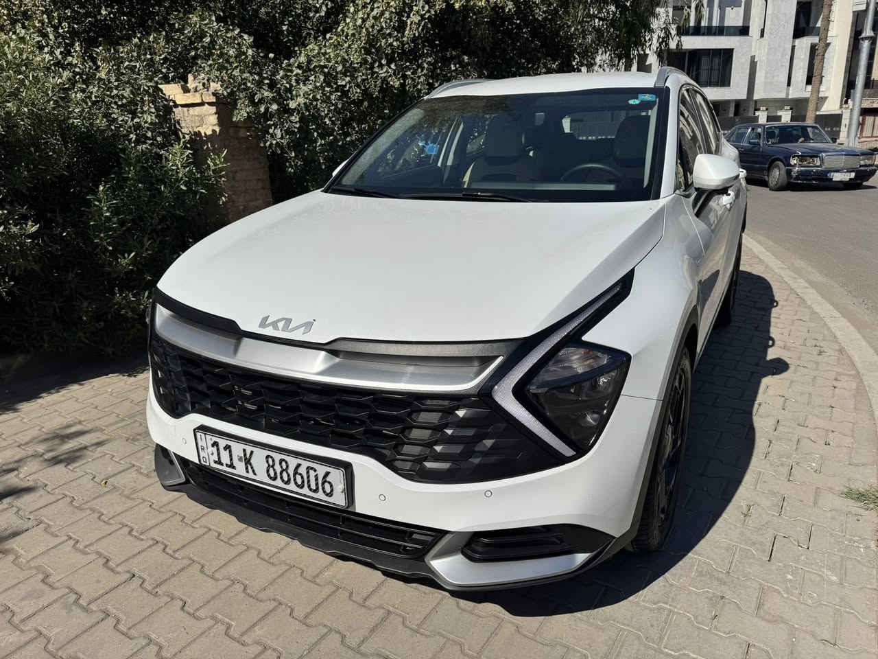 السلام وعليكم للبيع اسبورتج 2025 مكفوله كفاله عامهماشيه 4000 على وضع الزيرو مواصفات فول عدا البانراما السعر 235 للتواصل ***********مكاني بغداد لاعظميه
