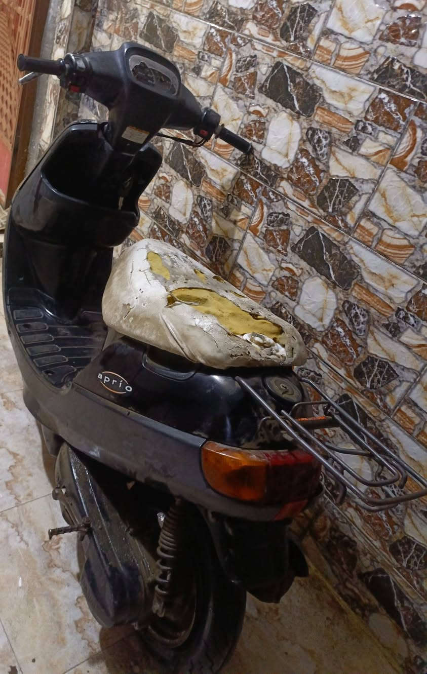 السلام عليكم
دراجة بترة للبيع ما مفتوحه 
***********
