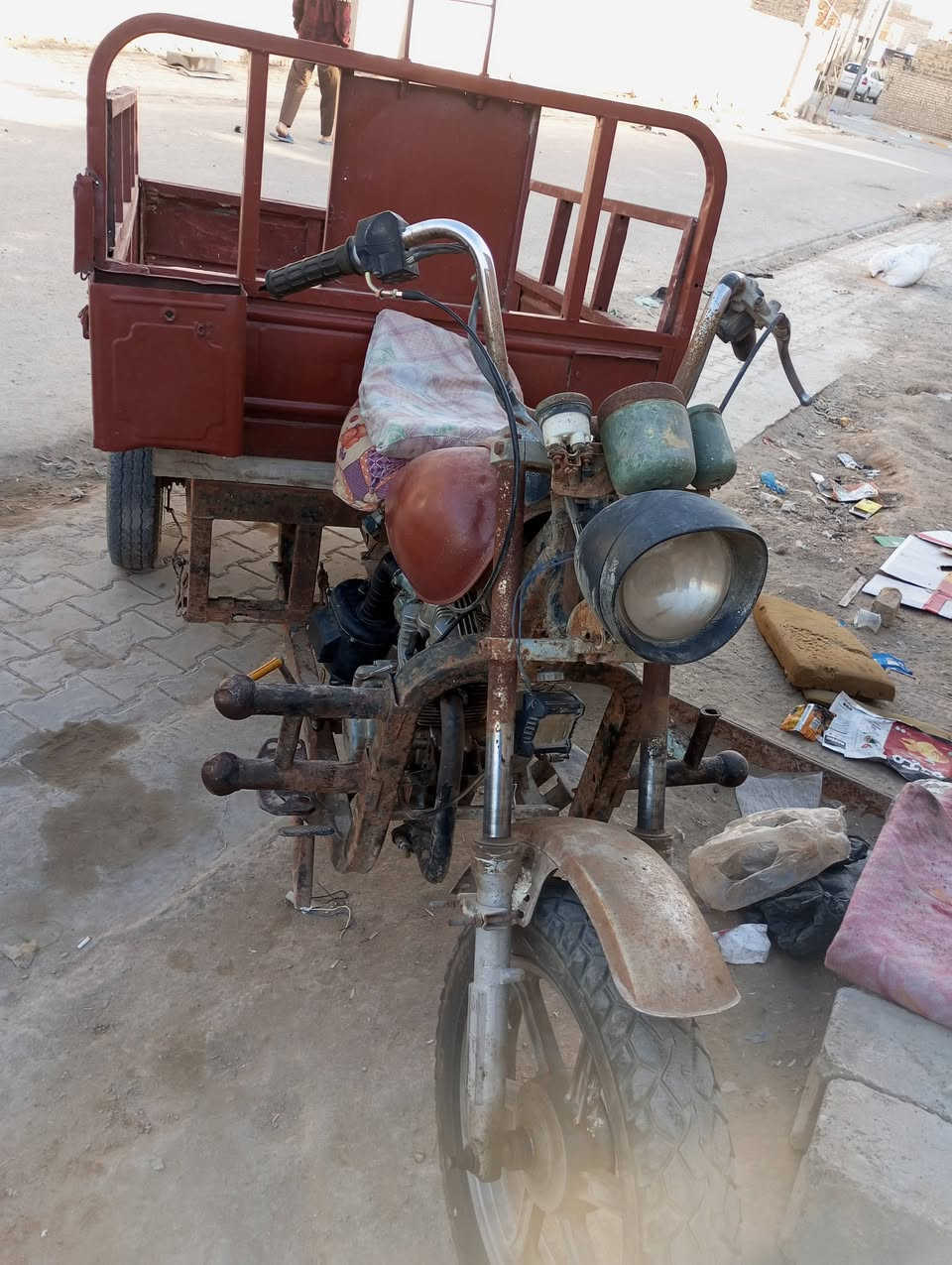 سلام عليكم ستوته للبيع رقم اسود وسنويه مكينه جديده لا تبخير ولا تنقيص اكسن مكفول ركبه مكفوله كهربائيات شغاله السعر 450 اوبيها مجال قليل مكاني الديوانية مركز ***********
