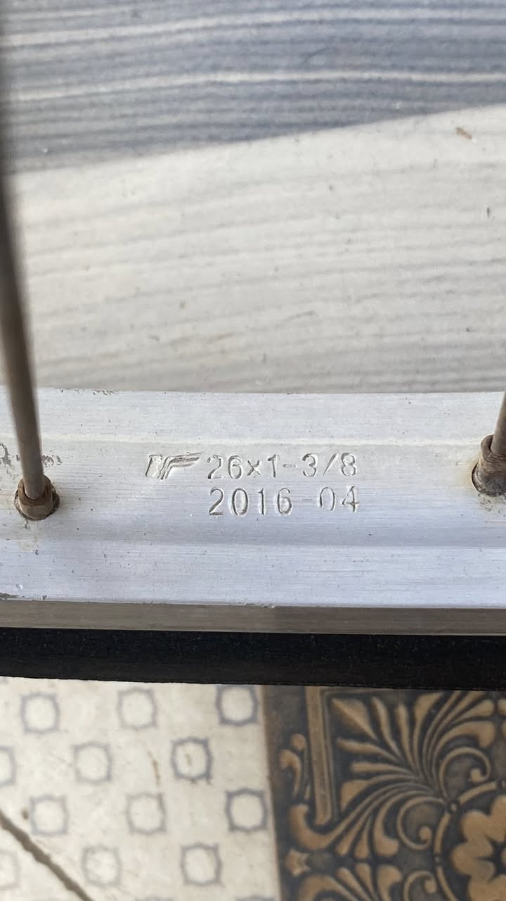 بايسكل للبيع موديل 2016
حجمه 26 سعره 75 وبي مجال قليل 
الشراي يراسلني خاص


**إذا كنت صاحب هذا الإعلان وتريد حذفه لأي سبب، رجاءا أرسل رسالة إلى الدعم الفني**