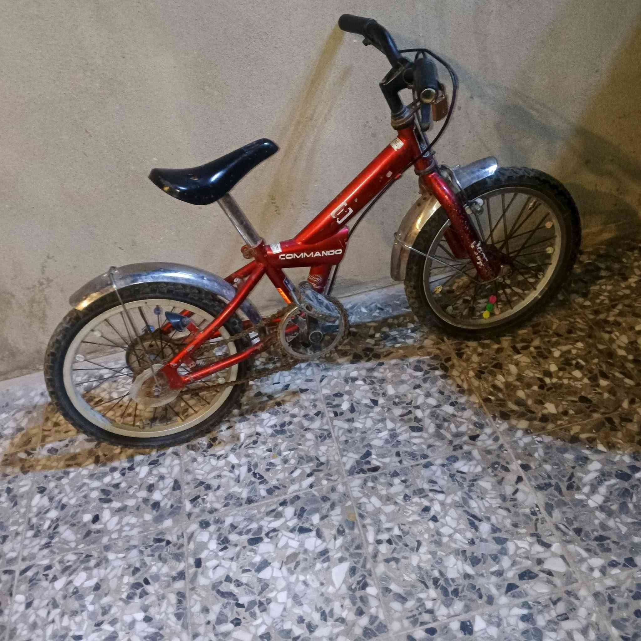 🚲 للبيع بايسكل أطفال لون أحمر، بحالة جيدة ويعمل بشكل ممتاز. نظيف ومناسب للاستخدام اليومي، مع وجود آثار استخدام بسيطة لا تؤثر على الأداء. السعر: 45,000 دينار عراقي (قابل للتفاوض بالمعقول). للتواصل على الخاص.


**إذا كنت صاحب هذا الإعلان وتريد حذفه لأي سبب، رجاءا أرسل رسالة إلى الدعم الفني**
