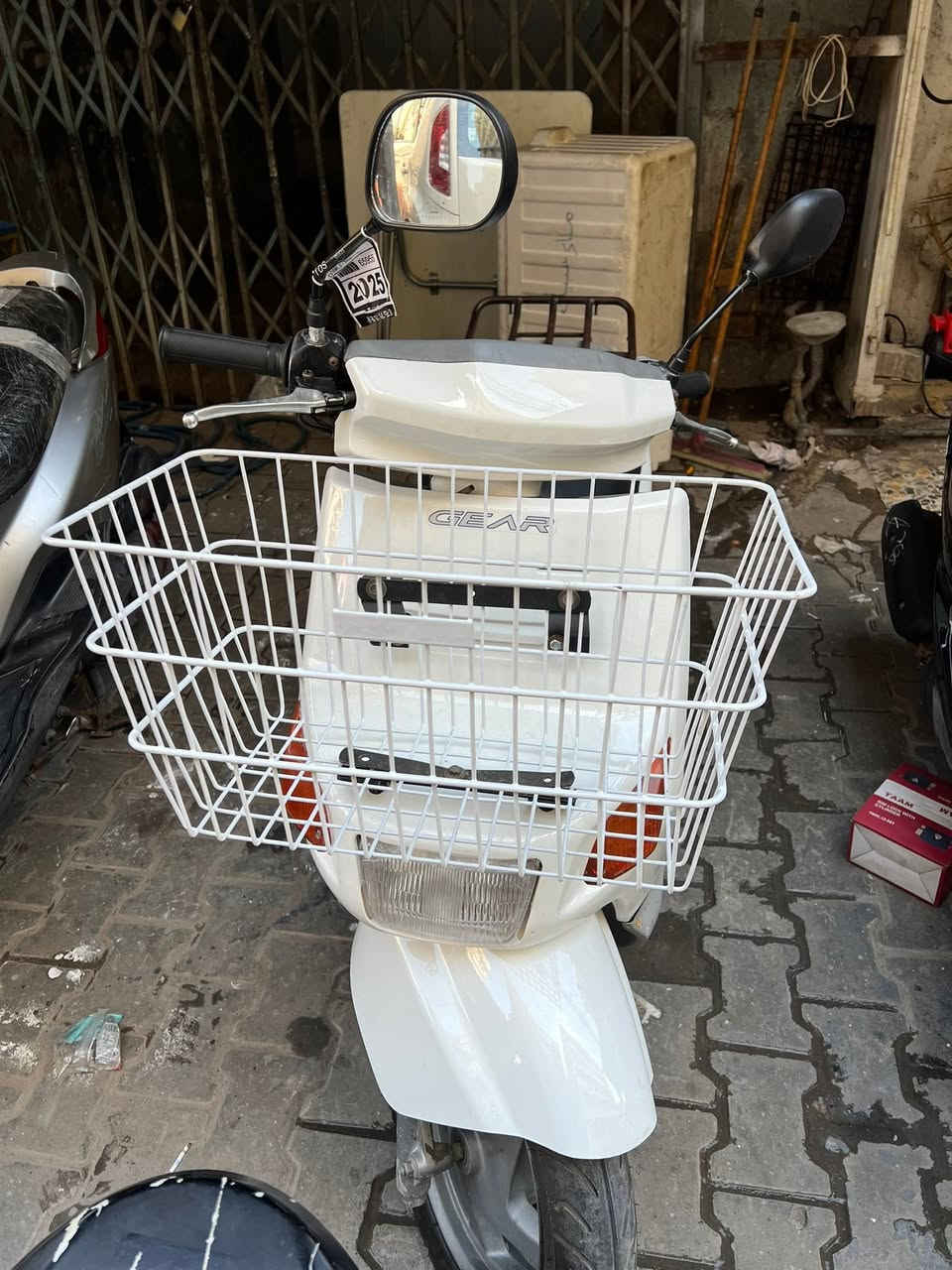 للبيع بريز اخت الحديده السعر 500وبيها مجال بصيط عنران اعظميه شراي يتصل ***********
